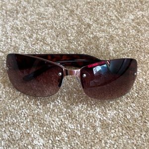 Liz Claiborne sunglasses